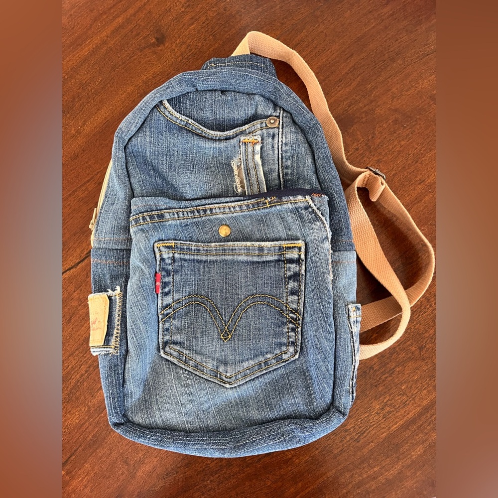 Levi's Blue Denim Jeans Bag / Purse / Back Pack Strap/ Sling/ Many Pockets